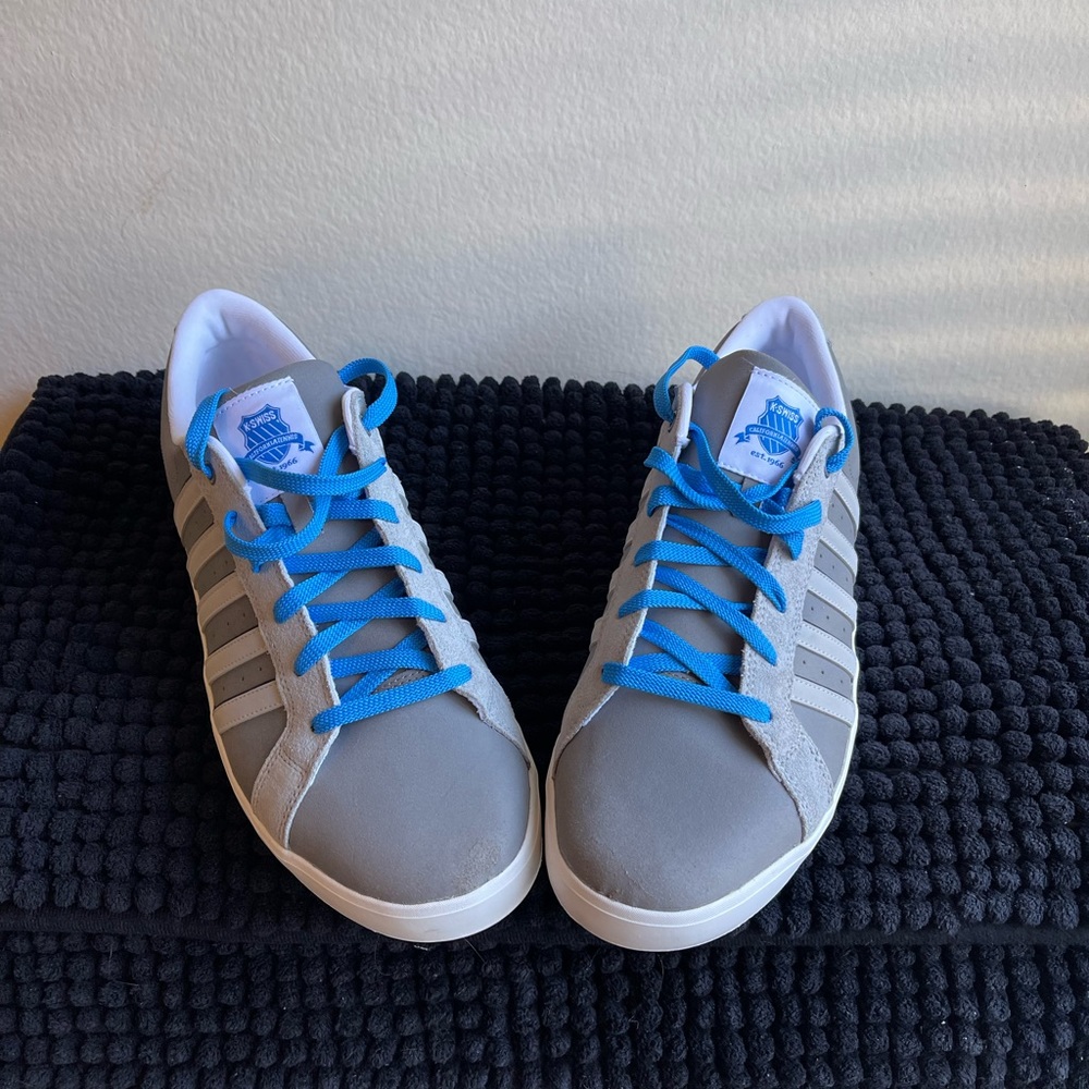 K-Swiss Low Top Shoe